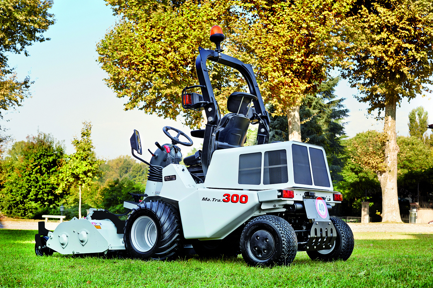 Газонокосильная машина MaTra 300